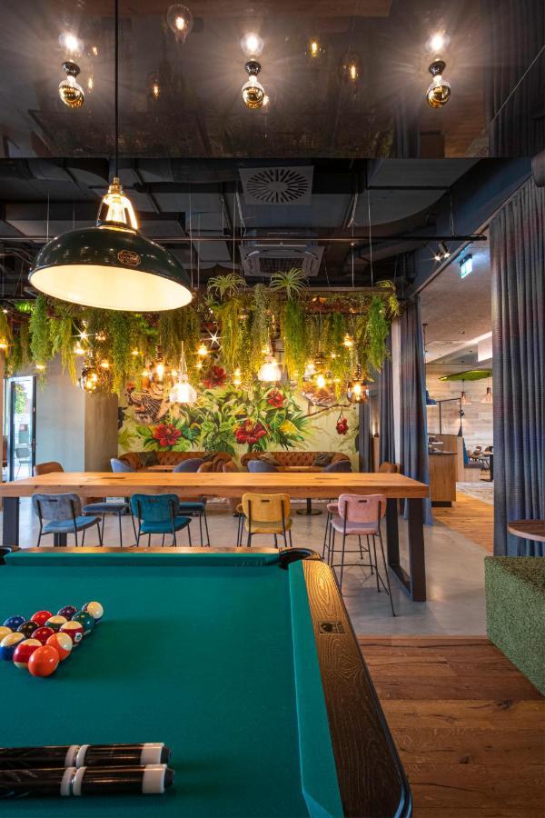 Riku Hotel รอยท์ลิงเงน ภายนอก รูปภาพ