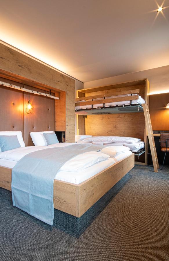 Riku Hotel รอยท์ลิงเงน ภายนอก รูปภาพ
